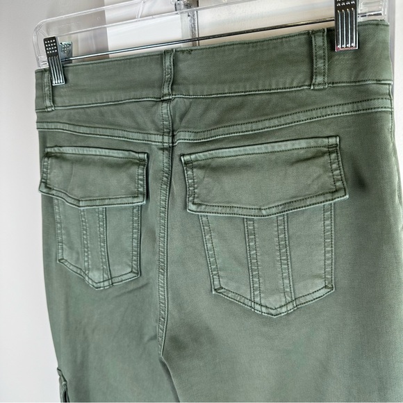 SPANX Stretch Twill Cargo Pants Olive Green Size Large Classic Cargo Neutral - Picture 7 of 8